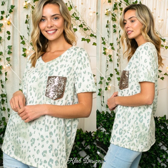 ❤️LAST 1! V Neck French Terry SEQUIN POCKET TOP - Picture 8 of 11